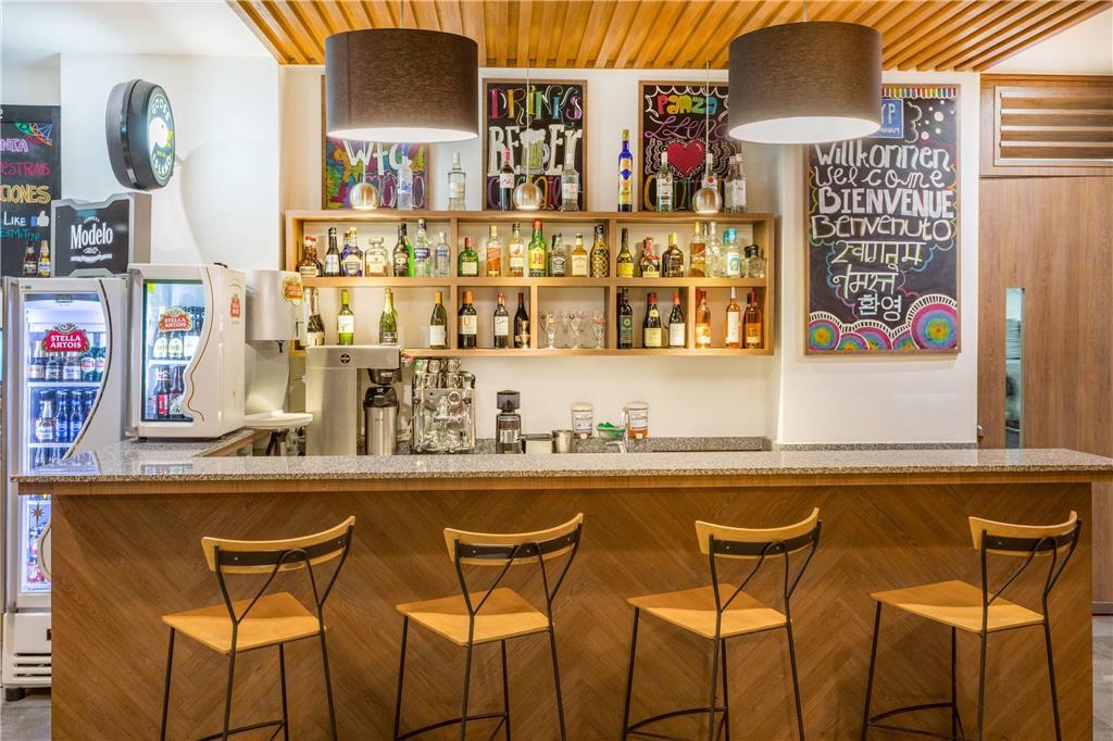 Tryp World Trade Hotel